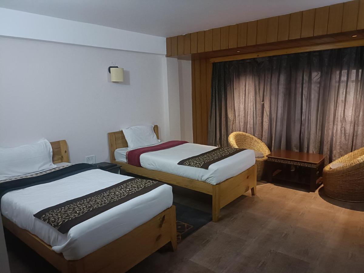 Hotel Vajra Tawang Exteriör bild
